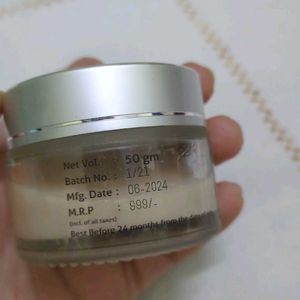 Onesta Korean moisturising gel cream