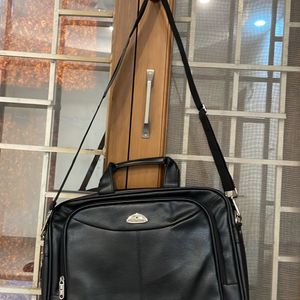 LAPTOP/ MESSENGER BAG