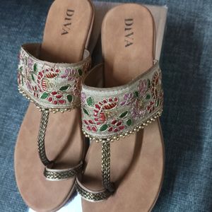 Kolahapuri  Best Quality Extra Soft Sandals