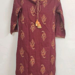 Avaasa Kurta