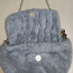 Furr Sling Bag