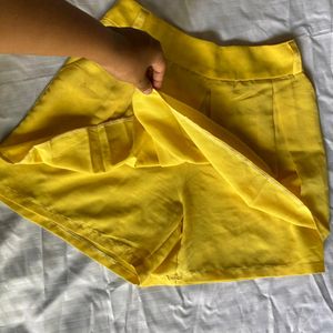 Sale🥳SHORTS CUM SKIRT Size 26 Inches Stretchable