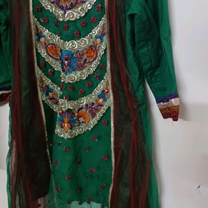 Beautiful Embroidered Kurti