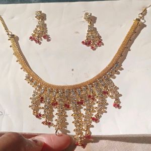 zarkan neckpiece with earings