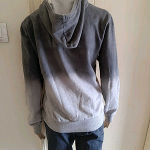 Grey Sweatshirt