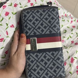 Tommy Hilfiger  Wallet