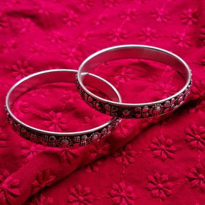 Oxidised Sleek Bangles 1 Pair