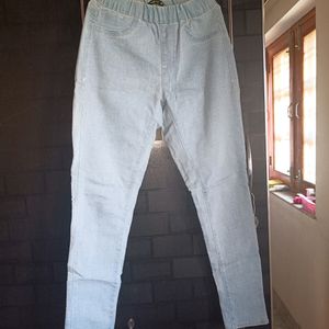 Dressberry Light Blue Color Jegging