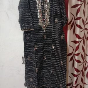 Black polka dot kurta