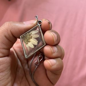 Handmade dried Flower Resin Necklace