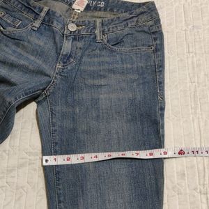 Bootcut Jeans Size 28