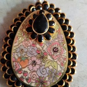 Trendy Locket And Earrings