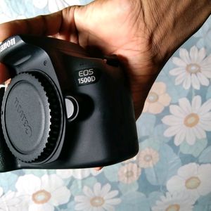 Canon 1500D Camera