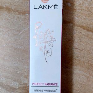 Lakme Perfect Foundation