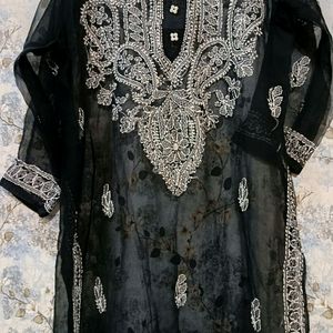 Chikankari Kurti With Inner