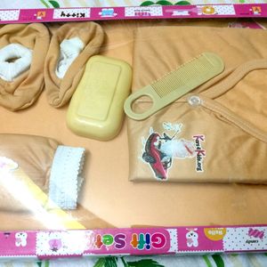 Newborn Gift Set