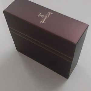 Tanishq Jewellery Boxes