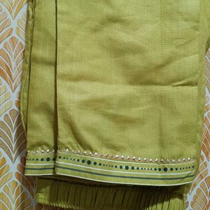 Traditional Mehndi Green Color Kurta Pant And Dupa