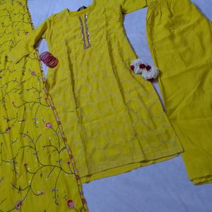 Pakistani Duppta Kurta Set Yellow 🧡