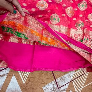 Beautiful Red Silk Printed Saree For Festivals