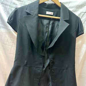 Black Semi- Formal Blazzer for Office and college