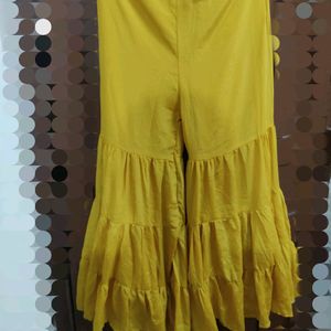 Beautiful Yellow Dress 👗Crop Top Sharara & Shrug