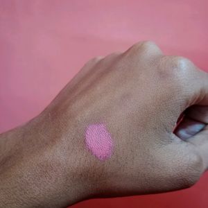 Pink Liquid Lipstick With Vitamin E