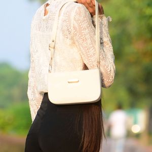 Slim White Top For Woman