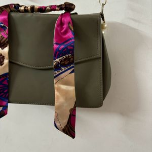 gorgeous sling bag for occasions