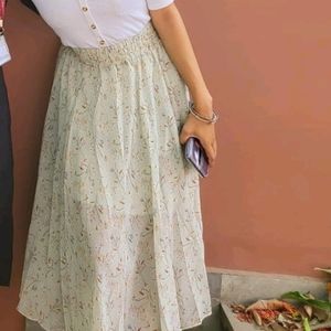 Long Floral Skirt (Prettier In Real)