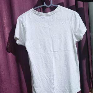 Women's Tishirt M