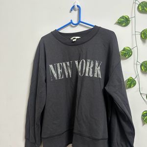 H&M NEWYORK Sweatshirt/ Size: L