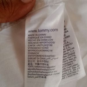 Tommy's White Buttondown