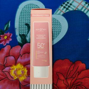 Dot & Key Watermelon Cooling Sunscreen.80 Gm