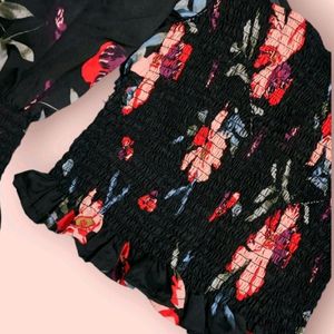 (New) Black Floral Top