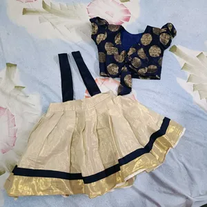 Baby Girl's Traditional set