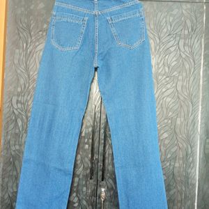 Women Straight Fit Jeans