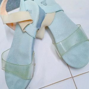 SANDAL