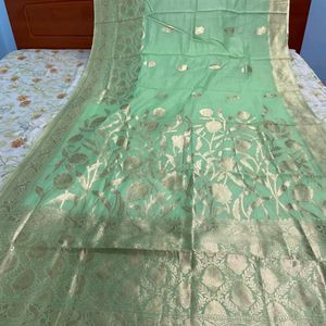 ❤️A Stunning Brand New Pista Green, Cotten Silk Saree With Unstitched Blouse And Petticoat . A Truly Exquisite Piece.