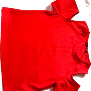 Hot 🔥 Red Stylish Crop Top With Shoulder Cutout