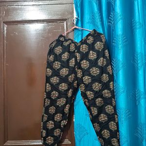 Black Suit With Dupatta Wearing Photo Attached