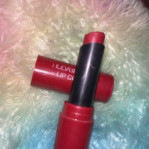 Pink And Red Colour Huda Lipstick For Dupe