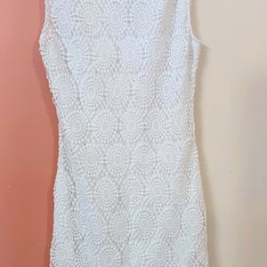 Lace White Knee-length Sleeveless Dress