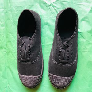 Black Flat Shoes For Men