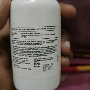 Salicylic acid Facewash