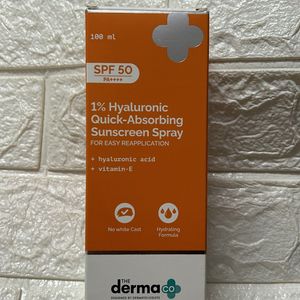 The Derma Co Sunscreen Spray