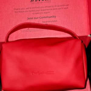 ❤️ M.A.C Red Travel Pouch...👝