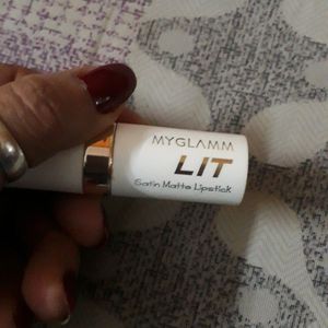 My Glamm Lipstick