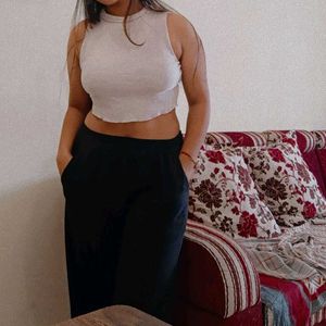 NEW ZARA CROP TOP , TRENDY AND AESTHETIC TO WEAR