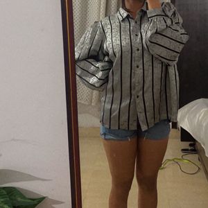 Silver oversize shirt💕